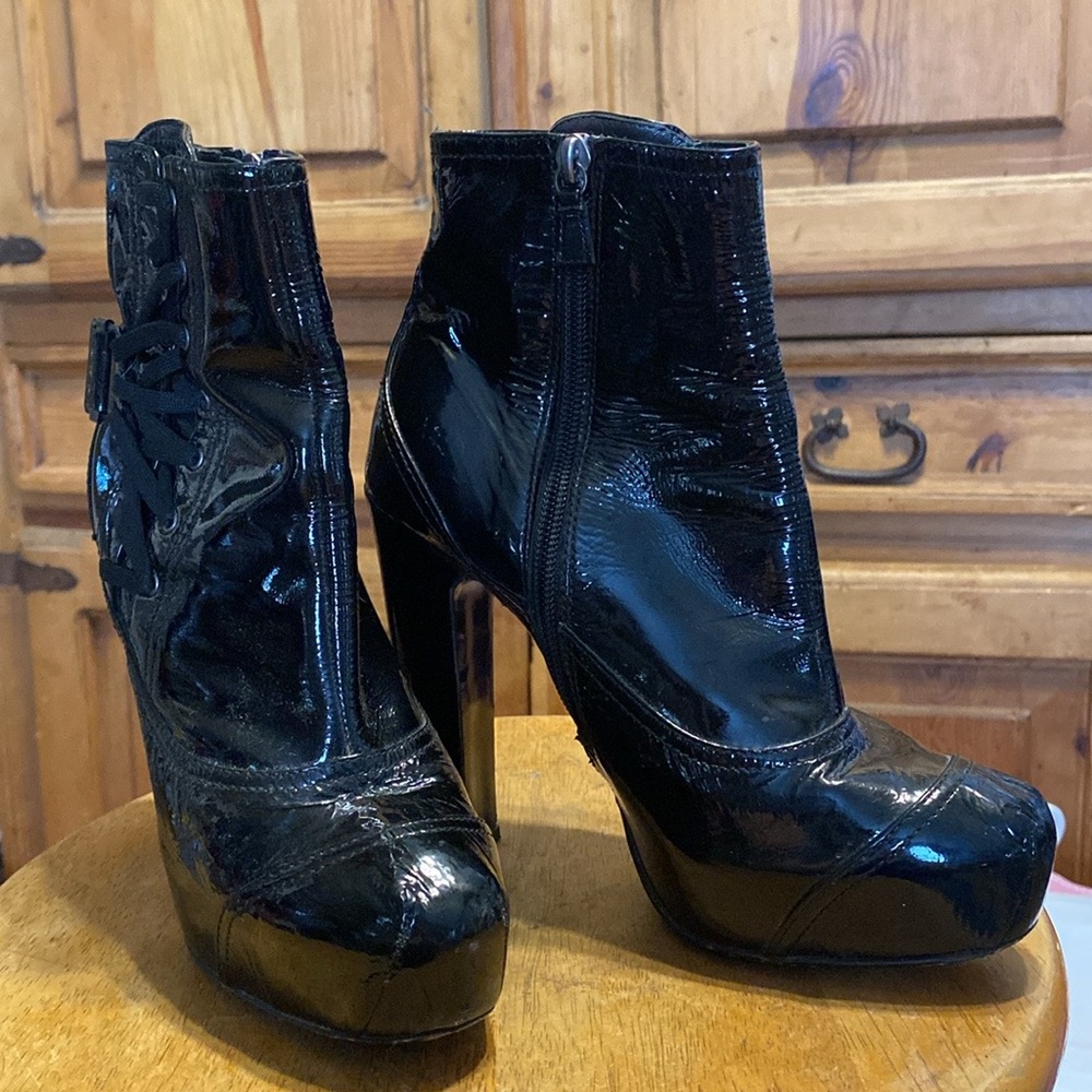 patent leather dom stripper dancer italy 6.5 philosophy vero cuoio ankle boots
